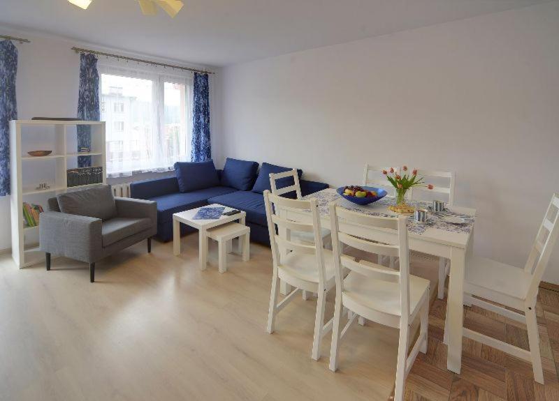 Trevilles Apartamenty - Granatowy シクラルスカ・ポレンバ エクステリア 写真