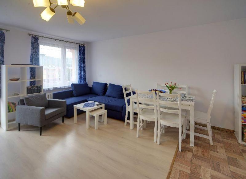 Trevilles Apartamenty - Granatowy シクラルスカ・ポレンバ エクステリア 写真